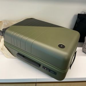 Monos Carry On Plus - olive green